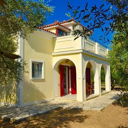 Mikri Poli Villa *