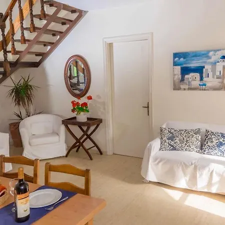 Mikri Poli Villa