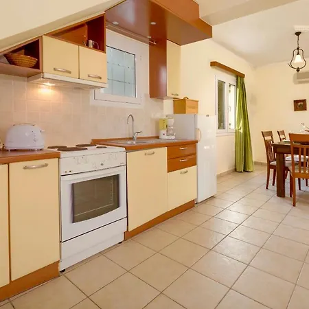 Mikri Poli Villa